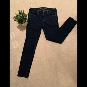 🌟NEWLY ADDED🌟American Eagle Long Skinny Jeans